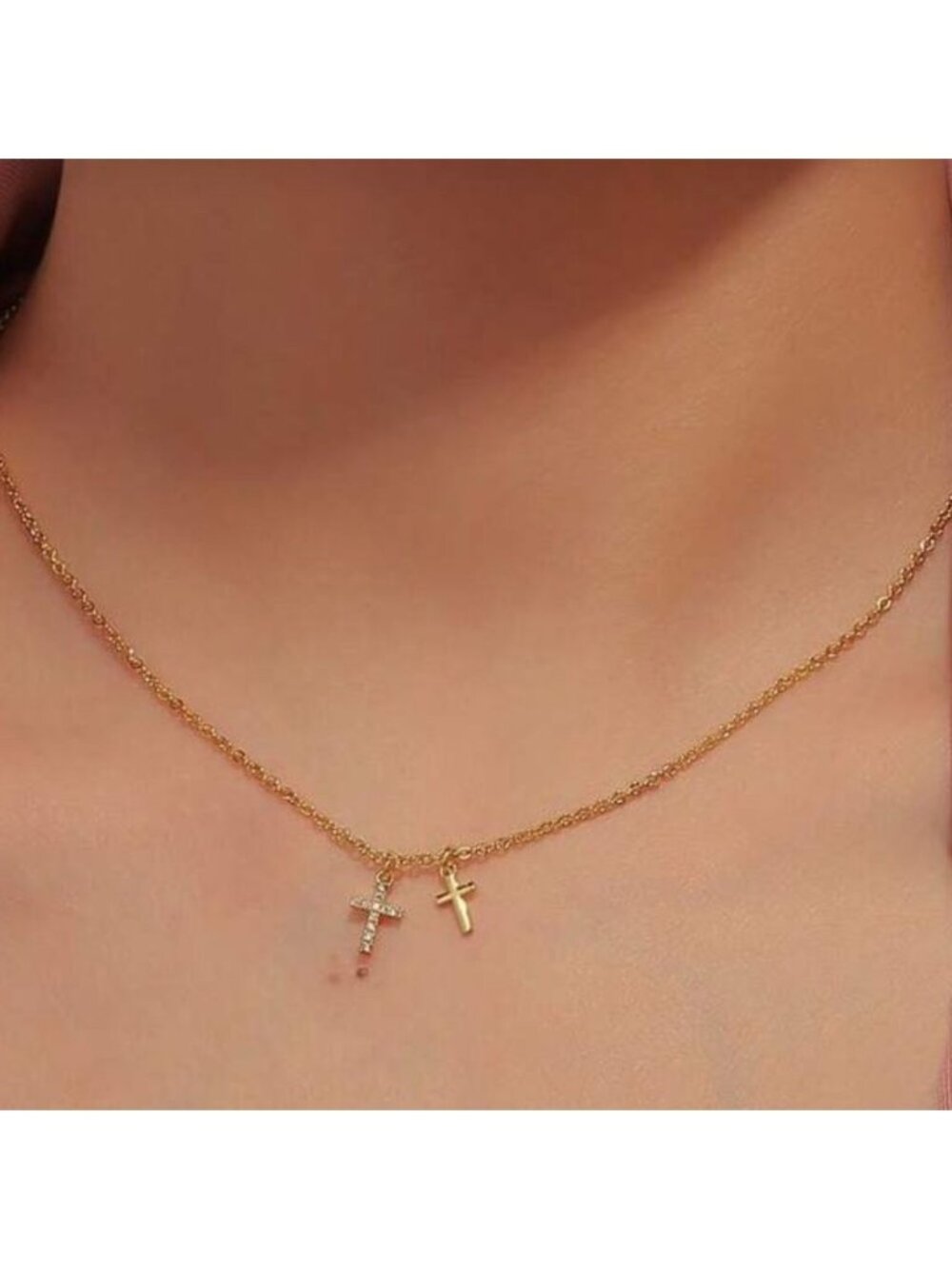 Cross Necklace Q736